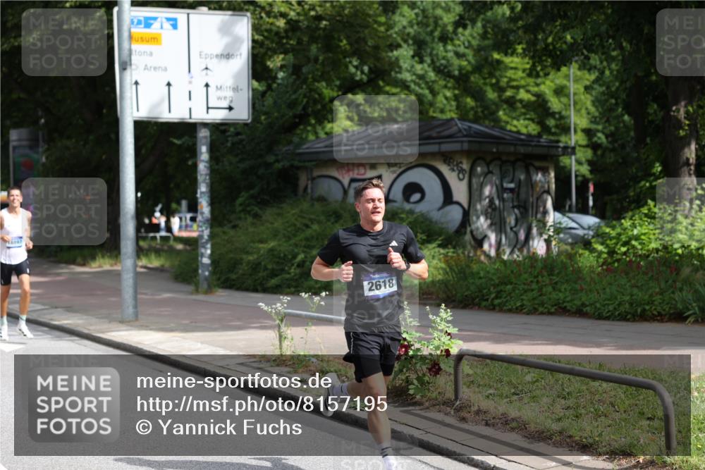 29.06.2025 - hella hamburg halbmarathon Yannick Fuchs http://msf.ph/oto/8157195 29.06.2025 10:18:14 20KM 35, 52, 2618, 4128, 7862, 11624, 18328, 18897, 18930 meine-sportfotos.de