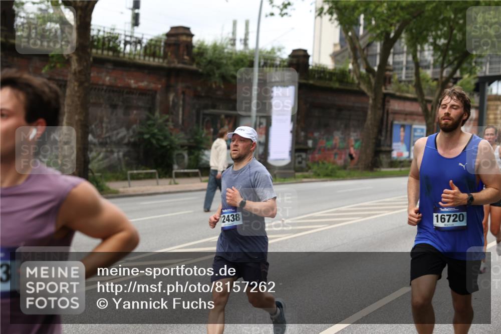 29.06.2025 - hella hamburg halbmarathon Yannick Fuchs http://msf.ph/oto/8157262 29.06.2025 10:38:26 20KM 1415, 1558, 2816, 3021, 3907, 4310, 4425, 4981, 4999, 5231, 5275, 5624, 5692, 6490, 6705, 6903, 6991, 7005, 8063, 8145, 8218, 8722, 8900, 9043, 9081, 9374, 9444, 9633, 9931, 10193, 10669, 10930, 11153, 11346, 12438, 12554, 12966, 13421, 13996, 14798, 14861, 15225, 15233, 15280, 15512, 15862, 16062, 16224, 16301, 16316, 16547, 16549, 16720, 16893, 17251, 17376, 17729, 17748, 17912, 18942 meine-sportfotos.de