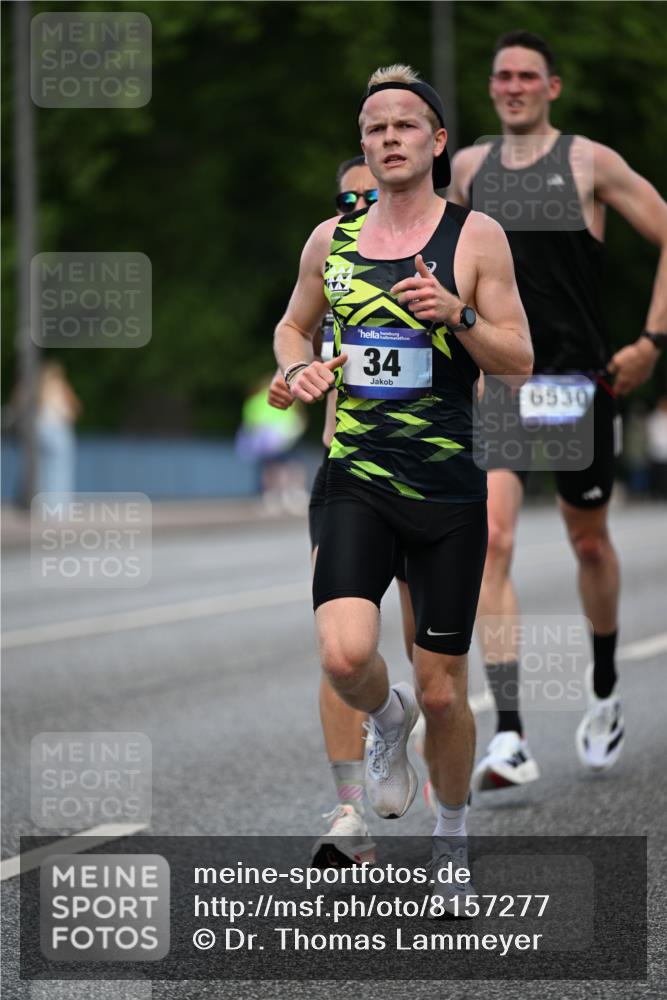 29.06.2025 - hella hamburg halbmarathon Dr. Thomas Lammeyer http://msf.ph/oto/8157277 29.06.2025 09:43:20 Kennedybrücke 34, 35, 52, 54, 6530, 9255, 9447, 10650 meine-sportfotos.de