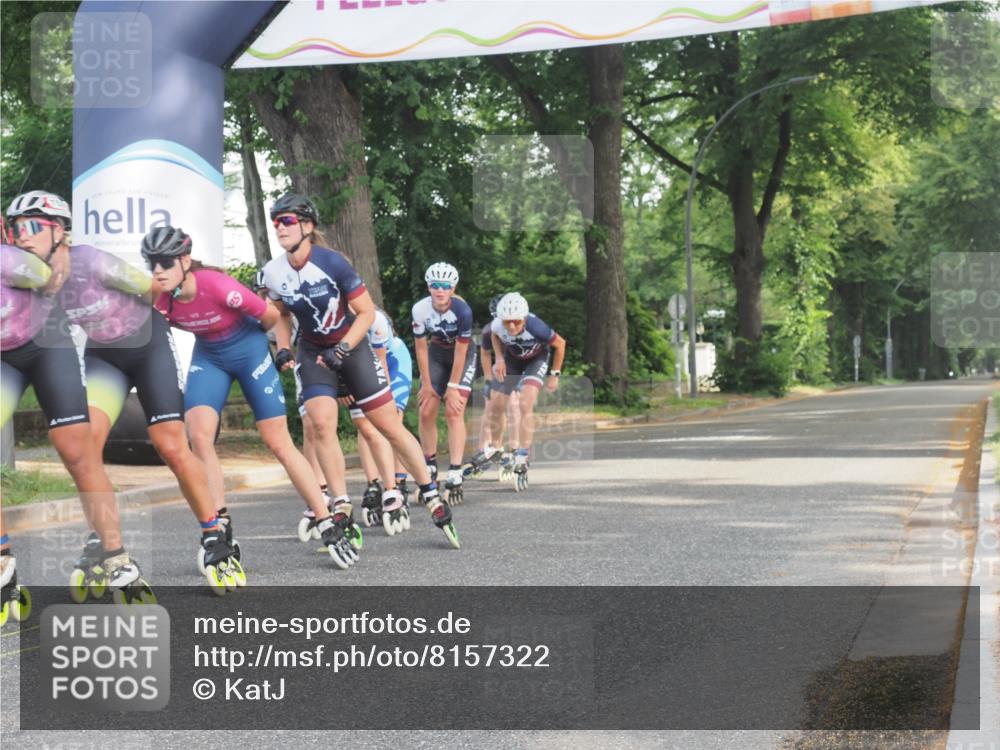 29.06.2025 - hella hamburg halbmarathon KatJ http://msf.ph/oto/8157322 29.06.2025 09:03:18 Zwischen KM18-KM19  meine-sportfotos.de