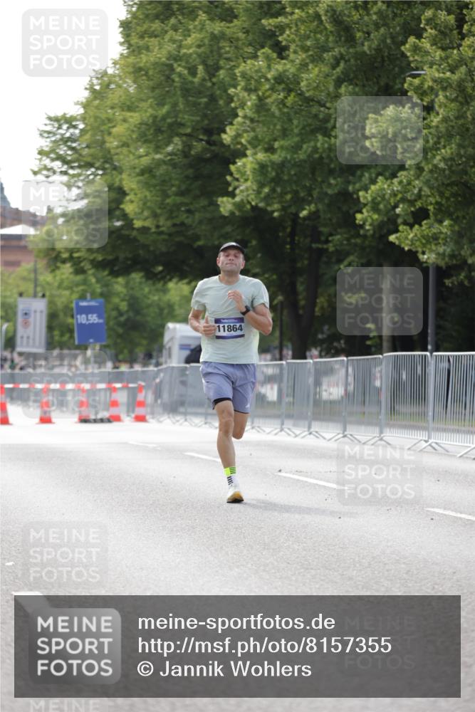 29.06.2025 - hella hamburg halbmarathon Jannik Wohlers http://msf.ph/oto/8157355 29.06.2025 09:38:04 Lombardsbrücke 4116, 11409, 11864 meine-sportfotos.de