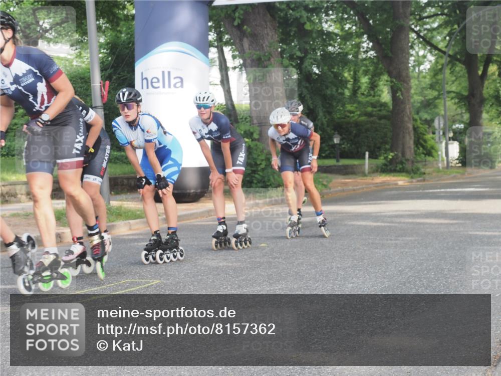 29.06.2025 - hella hamburg halbmarathon KatJ http://msf.ph/oto/8157362 29.06.2025 09:03:18 Zwischen KM18-KM19  meine-sportfotos.de