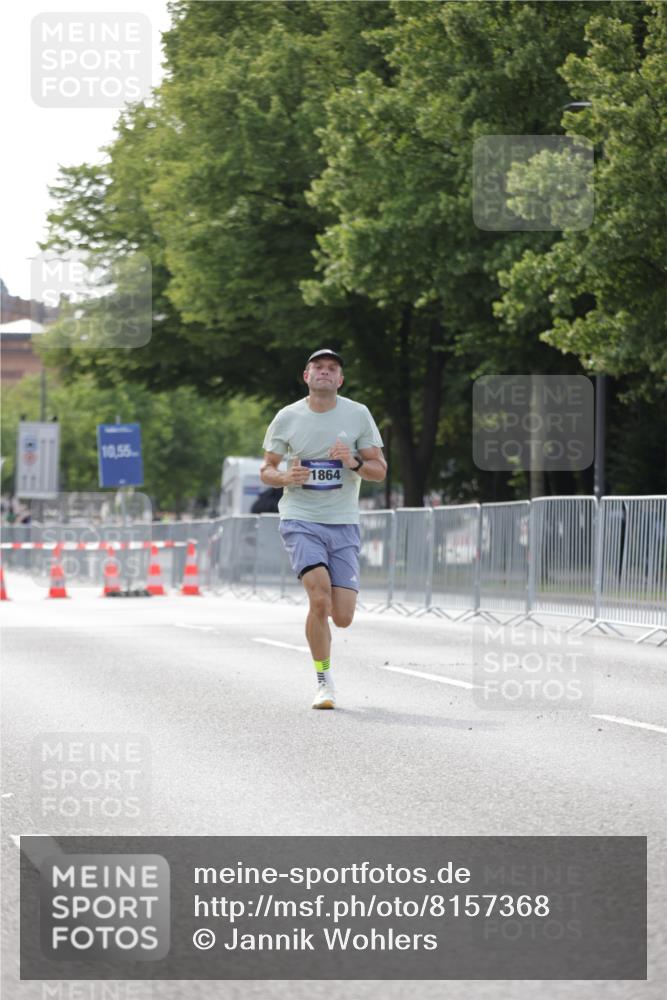 29.06.2025 - hella hamburg halbmarathon Jannik Wohlers http://msf.ph/oto/8157368 29.06.2025 09:38:04 Lombardsbrücke 4116, 11409, 11864 meine-sportfotos.de