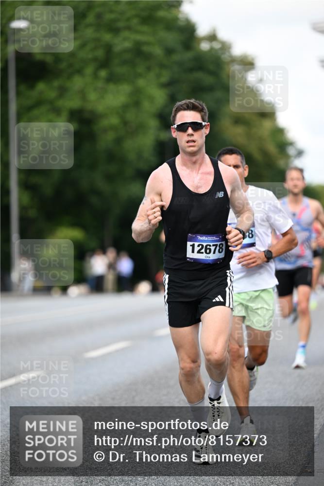 29.06.2025 - hella hamburg halbmarathon Dr. Thomas Lammeyer http://msf.ph/oto/8157373 29.06.2025 09:43:28 Kennedybrücke 34, 54, 5253, 6530, 6816, 9151, 9447, 9475, 10650 meine-sportfotos.de