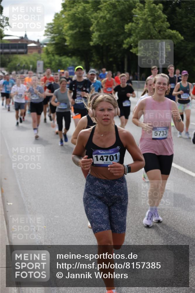 29.06.2025 - hella hamburg halbmarathon Jannik Wohlers http://msf.ph/oto/8157385 29.06.2025 10:17:28 Lombardsbrücke 1015, 1159, 1160, 1274, 1458, 1622, 1641, 1749, 1795, 2094, 2548, 2931, 3138, 3292, 5002, 5004, 5290, 5611, 5733, 7094, 7641, 7649, 8128, 8144, 8607, 8799, 9400, 9717, 9734, 9798, 9964, 10174, 10332, 10509, 10831, 11156, 11275, 11656, 11916, 12401, 12553, 12598, 12683, 12752, 13681, 13843, 14013, 14420, 14496, 14701, 14738, 14795, 14825, 15203, 15322, 15978, 16038, 16576, 16644, 16707, 16792, 17270, 17542, 17616 meine-sportfotos.de