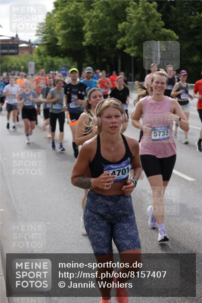29.06.2025 - hella hamburg halbmarathon Jannik Wohlers http://msf.ph/oto/8157407 29.06.2025 10:17:28 Lombardsbrücke 1015, 1159, 1160, 1274, 1458, 1622, 1641, 1749, 1795, 2094, 2548, 2931, 3138, 3292, 5002, 5004, 5290, 5611, 5733, 7094, 7641, 7649, 8128, 8144, 8607, 8799, 9400, 9717, 9734, 9798, 9964, 10174, 10332, 10509, 10831, 11156, 11275, 11656, 11916, 12401, 12553, 12598, 12683, 12752, 13681, 13843, 14013, 14420, 14496, 14701, 14738, 14795, 14825, 15203, 15322, 15978, 16038, 16576, 16644, 16707, 16792, 17270, 17542, 17616 meine-sportfotos.de
