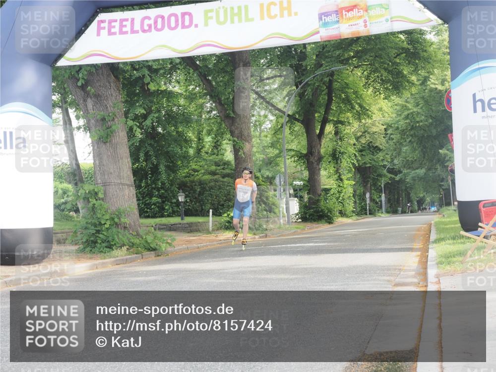 29.06.2025 - hella hamburg halbmarathon KatJ http://msf.ph/oto/8157424 29.06.2025 09:03:48 Zwischen KM18-KM19  meine-sportfotos.de