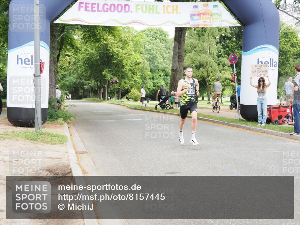 29.06.2025 - hella hamburg halbmarathon MichiJ http://msf.ph/oto/8157445 29.06.2025 10:07:32 Zwischen KM18-KM19 11409 meine-sportfotos.de