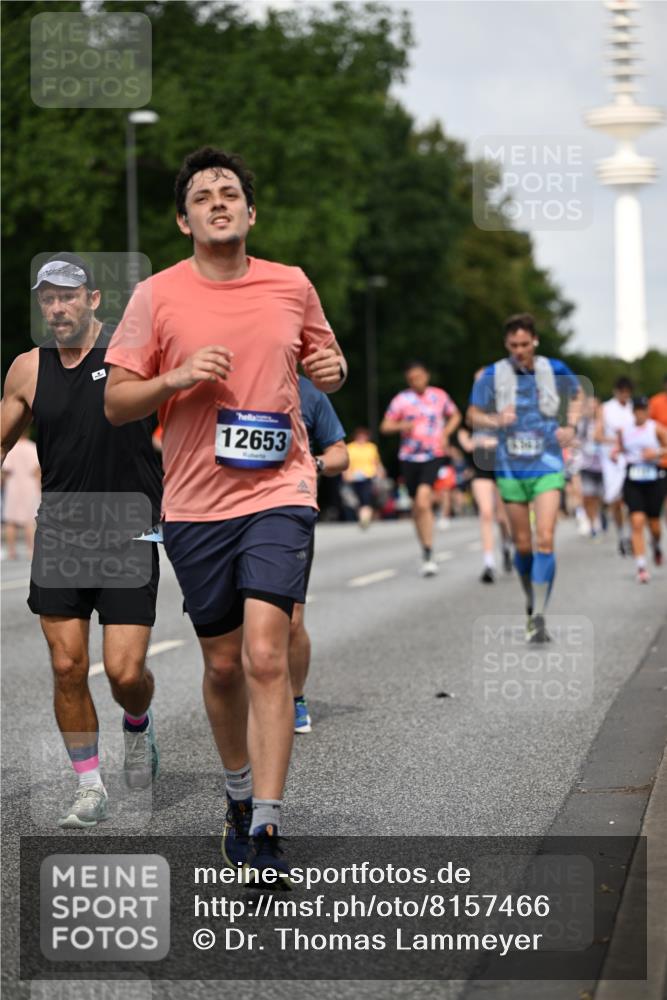 29.06.2025 - hella hamburg halbmarathon Dr. Thomas Lammeyer http://msf.ph/oto/8157466 29.06.2025 10:08:16 Kennedybrücke 1032, 1161, 1355, 1367, 1450, 2277, 2979, 3488, 4095, 4488, 4951, 5058, 5363, 5976, 6142, 6706, 6709, 7485, 8177, 8421, 8422, 8423, 8484, 9526, 9899, 10756 meine-sportfotos.de