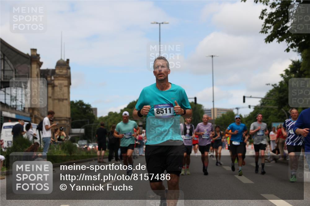 29.06.2025 - hella hamburg halbmarathon Yannick Fuchs http://msf.ph/oto/8157486 29.06.2025 11:16:46 20KM 1110, 1755, 2125, 2441, 2478, 2720, 2781, 2993, 3770, 5251, 5369, 6030, 6784, 6785, 6826, 6939, 8025, 8181, 8206, 8207, 8511, 8896, 10613, 11424, 11596, 13014, 13264, 13472, 14503, 14510, 14512, 14615, 14793, 15123, 15256, 15324, 15619, 15802, 16040, 16707, 16714, 17341, 17885, 17987, 18246, 18256, 18397 meine-sportfotos.de