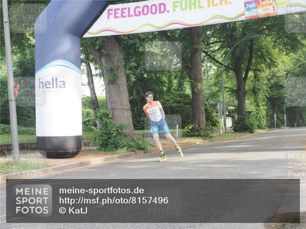 29.06.2025 - hella hamburg halbmarathon KatJ http://msf.ph/oto/8157496 29.06.2025 09:03:48 Zwischen KM18-KM19  meine-sportfotos.de