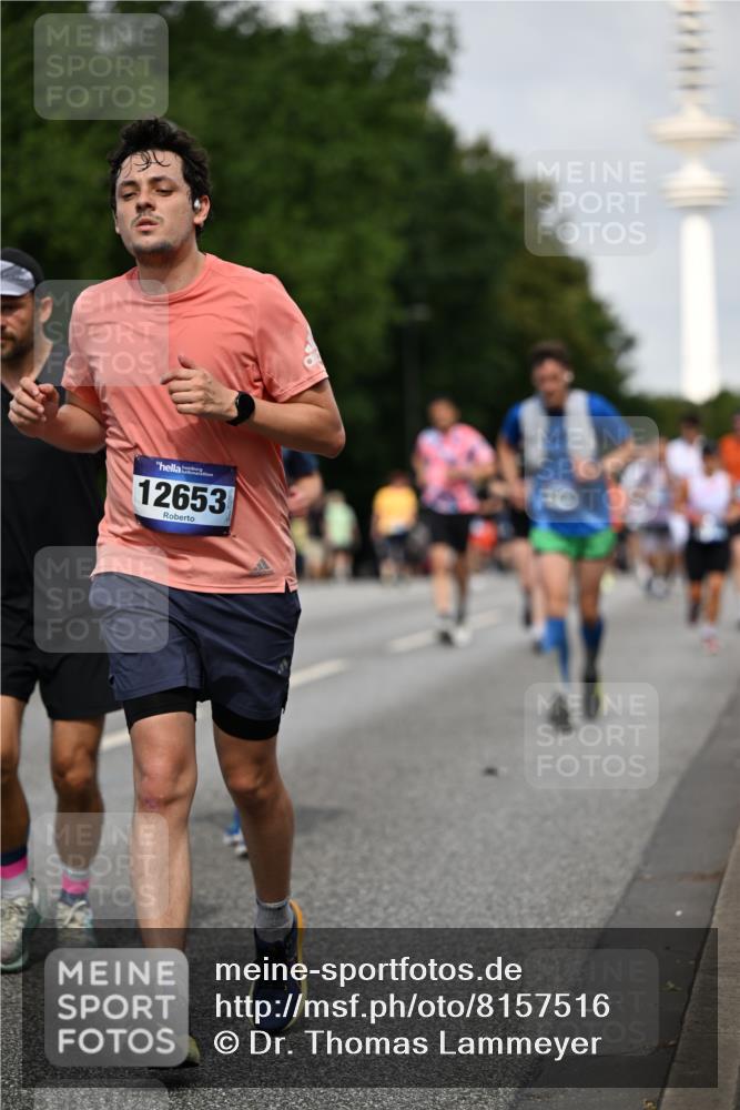 29.06.2025 - hella hamburg halbmarathon Dr. Thomas Lammeyer http://msf.ph/oto/8157516 29.06.2025 10:08:17 Kennedybrücke 1032, 1161, 1355, 1367, 1450, 2277, 2979, 3488, 4488, 4951, 5058, 5363, 5976, 6142, 6706, 6709, 7485, 8177, 8421, 8422, 8423, 8484, 9526, 9899, 10756 meine-sportfotos.de