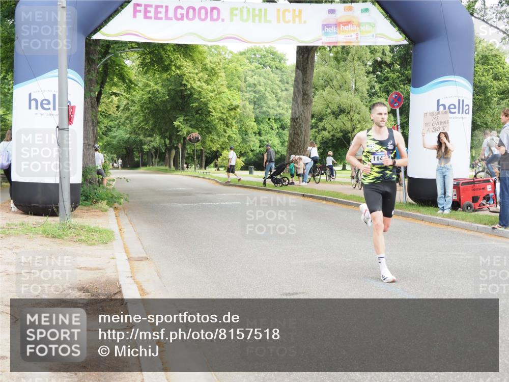 29.06.2025 - hella hamburg halbmarathon MichiJ http://msf.ph/oto/8157518 29.06.2025 10:07:32 Zwischen KM18-KM19 11409 meine-sportfotos.de