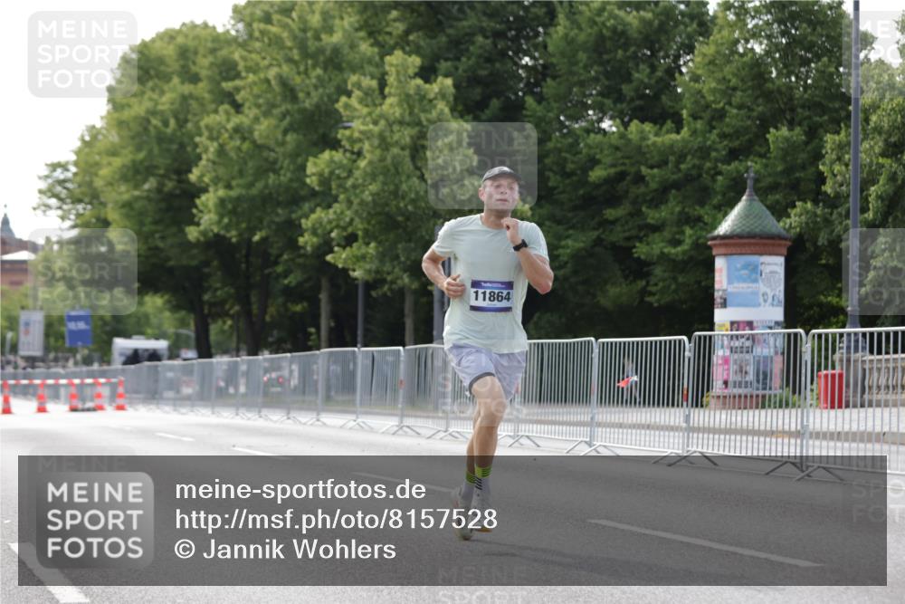 29.06.2025 - hella hamburg halbmarathon Jannik Wohlers http://msf.ph/oto/8157528 29.06.2025 09:38:06 Lombardsbrücke 4116, 11409, 11864 meine-sportfotos.de