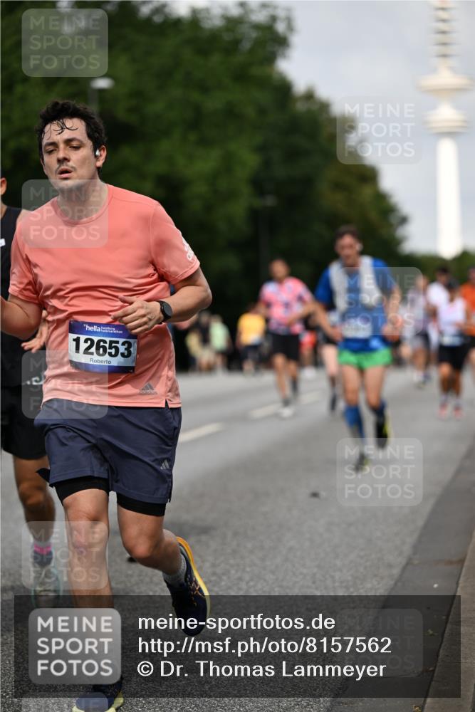29.06.2025 - hella hamburg halbmarathon Dr. Thomas Lammeyer http://msf.ph/oto/8157562 29.06.2025 10:08:17 Kennedybrücke 1032, 1161, 1355, 1367, 1450, 2277, 2979, 3488, 4488, 4951, 5058, 5363, 5976, 6142, 6706, 6709, 7485, 8177, 8421, 8422, 8423, 8484, 9526, 9899, 10756 meine-sportfotos.de