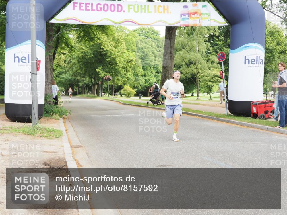 29.06.2025 - hella hamburg halbmarathon MichiJ http://msf.ph/oto/8157592 29.06.2025 10:07:56 Zwischen KM18-KM19  meine-sportfotos.de