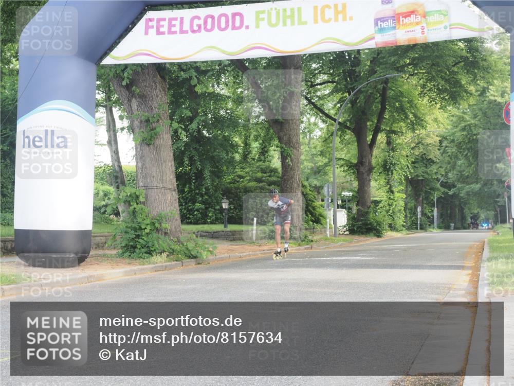 29.06.2025 - hella hamburg halbmarathon KatJ http://msf.ph/oto/8157634 29.06.2025 09:03:59 Zwischen KM18-KM19  meine-sportfotos.de