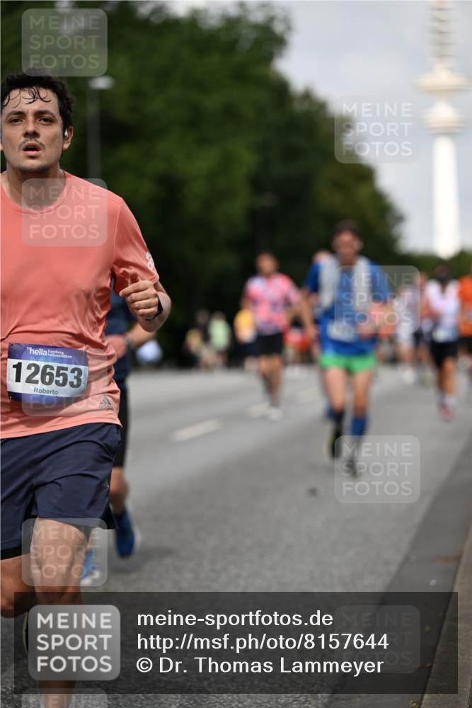 29.06.2025 - hella hamburg halbmarathon Dr. Thomas Lammeyer http://msf.ph/oto/8157644 29.06.2025 10:08:17 Kennedybrücke 1032, 1161, 1355, 1367, 1450, 2277, 2979, 3488, 4488, 4951, 5058, 5363, 5976, 6142, 6706, 6709, 7485, 8177, 8421, 8422, 8423, 8484, 9526, 9899, 10756 meine-sportfotos.de