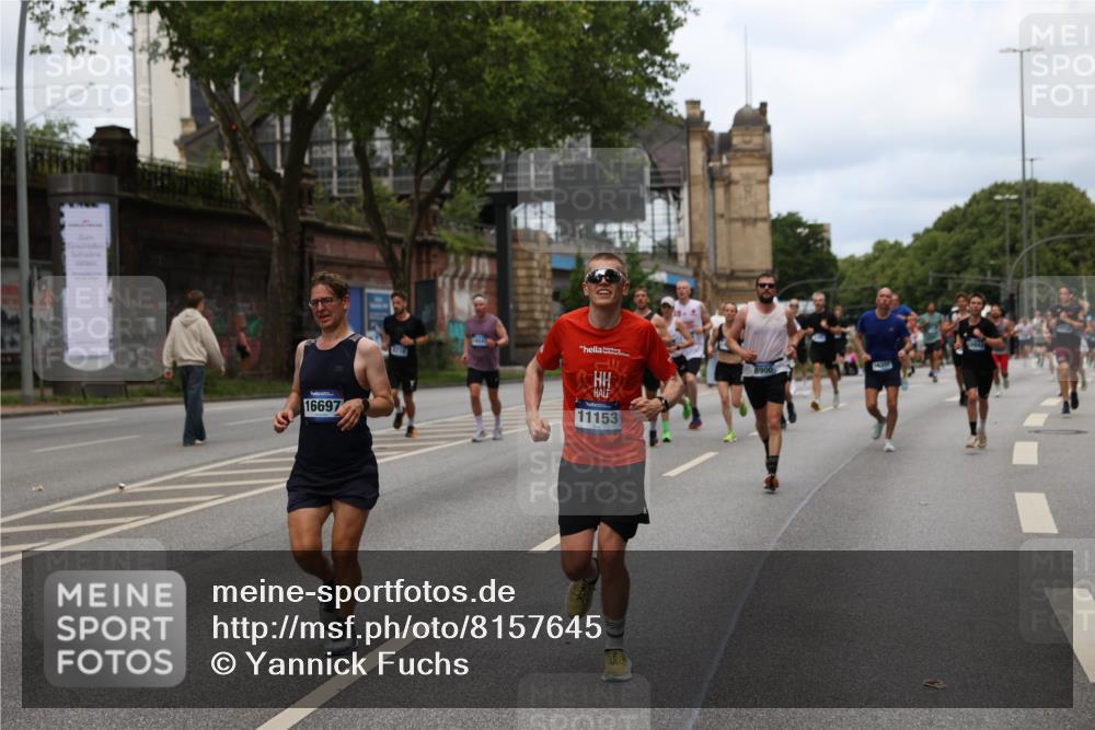 29.06.2025 - hella hamburg halbmarathon Yannick Fuchs http://msf.ph/oto/8157645 29.06.2025 10:38:28 20KM 1220, 1415, 1558, 2365, 2402, 2816, 3021, 3907, 4310, 4425, 4981, 4999, 5231, 5275, 5476, 5624, 5692, 6490, 6705, 6903, 6991, 7005, 7191, 8063, 8145, 8218, 8722, 8900, 9081, 9374, 9444, 9633, 10193, 10669, 10930, 11153, 11346, 11469, 12438, 12554, 12966, 13421, 13996, 14798, 14861, 15225, 15233, 15280, 15512, 15862, 16062, 16224, 16301, 16316, 16547, 16549, 16893, 17251, 17376, 17729, 17748, 17912, 18942 meine-sportfotos.de
