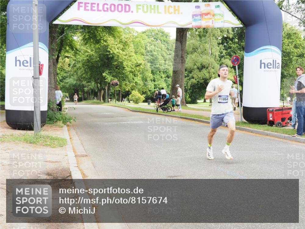 29.06.2025 - hella hamburg halbmarathon MichiJ http://msf.ph/oto/8157674 29.06.2025 10:07:56 Zwischen KM18-KM19  meine-sportfotos.de