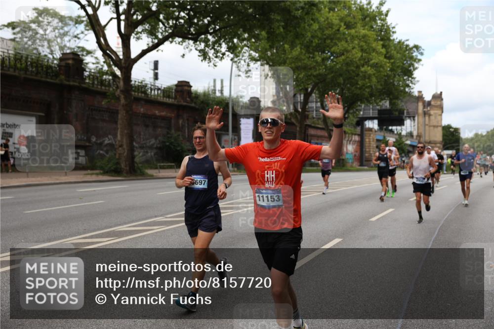 29.06.2025 - hella hamburg halbmarathon Yannick Fuchs http://msf.ph/oto/8157720 29.06.2025 10:38:30 20KM 1220, 1415, 1558, 1902, 2365, 2402, 2816, 3004, 3021, 3907, 4310, 4425, 4981, 4999, 5231, 5275, 5476, 5624, 5692, 6490, 6705, 6903, 6991, 7005, 7191, 8063, 8145, 8218, 8722, 8900, 9081, 9159, 9374, 9444, 9633, 10193, 10669, 10930, 11153, 11346, 11469, 12554, 12966, 13421, 13996, 14667, 14798, 14861, 15185, 15225, 15233, 15280, 15512, 15862, 16062, 16224, 16301, 16316, 16547, 16549, 16893, 17251, 17376, 17729, 17748, 17912, 18942 meine-sportfotos.de
