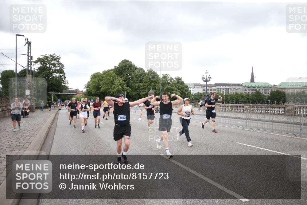 29.06.2025 - hella hamburg halbmarathon Jannik Wohlers http://msf.ph/oto/8157723 29.06.2025 10:54:19 Lombardsbrücke 1198, 2084, 2244, 2566, 2586, 2632, 5185, 5500, 5882, 5993, 6982, 7986, 8012, 8186, 9521, 10331, 10471, 11033, 11226, 11287, 11567, 11569, 12240, 12268, 12270, 12930, 13257, 13272, 13283, 13693, 13733, 13826, 13944, 13945, 14409, 14752, 15029, 15174, 15271, 15553, 15687, 15731, 16019, 16443, 16683, 17394, 18168, 19111 meine-sportfotos.de