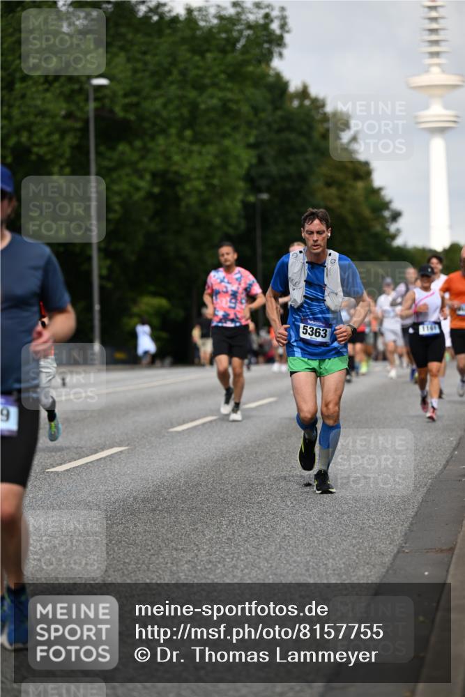 29.06.2025 - hella hamburg halbmarathon Dr. Thomas Lammeyer http://msf.ph/oto/8157755 29.06.2025 10:08:18 Kennedybrücke 1032, 1161, 1355, 1367, 1377, 1450, 1674, 2277, 2979, 3488, 4488, 4951, 5058, 5363, 5976, 6142, 6706, 6709, 7485, 8177, 8421, 8422, 8423, 9526, 9899, 10756 meine-sportfotos.de