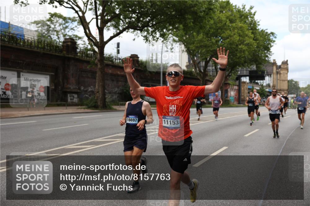 29.06.2025 - hella hamburg halbmarathon Yannick Fuchs http://msf.ph/oto/8157763 29.06.2025 10:38:30 20KM 1220, 1415, 1558, 1902, 2365, 2402, 2816, 3004, 3021, 3907, 4310, 4425, 4981, 4999, 5231, 5275, 5476, 5624, 5692, 6490, 6705, 6903, 6991, 7005, 7191, 8063, 8145, 8218, 8722, 8900, 9081, 9159, 9374, 9444, 9633, 10193, 10669, 10930, 11153, 11346, 11469, 12554, 12966, 13421, 13996, 14667, 14798, 14861, 15185, 15225, 15233, 15280, 15512, 15862, 16062, 16224, 16301, 16316, 16547, 16549, 16893, 17251, 17376, 17729, 17748, 17912, 18942 meine-sportfotos.de