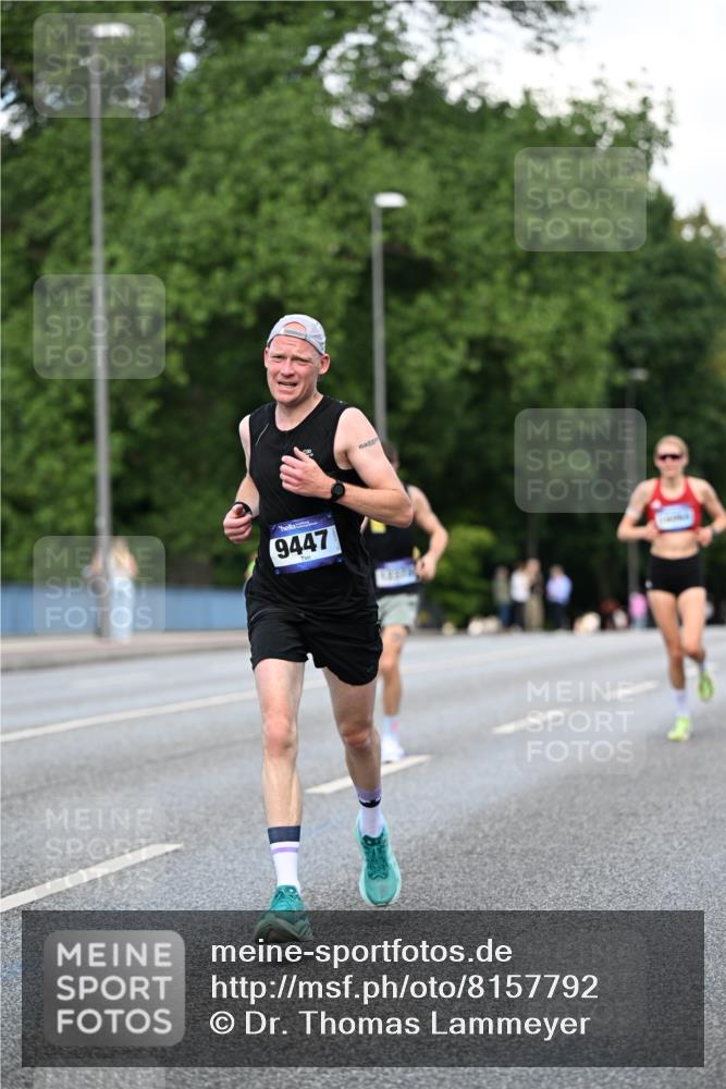 29.06.2025 - hella hamburg halbmarathon Dr. Thomas Lammeyer http://msf.ph/oto/8157792 29.06.2025 09:43:32 Kennedybrücke 34, 54, 5253, 6530, 6816, 9151, 9447, 9475 meine-sportfotos.de