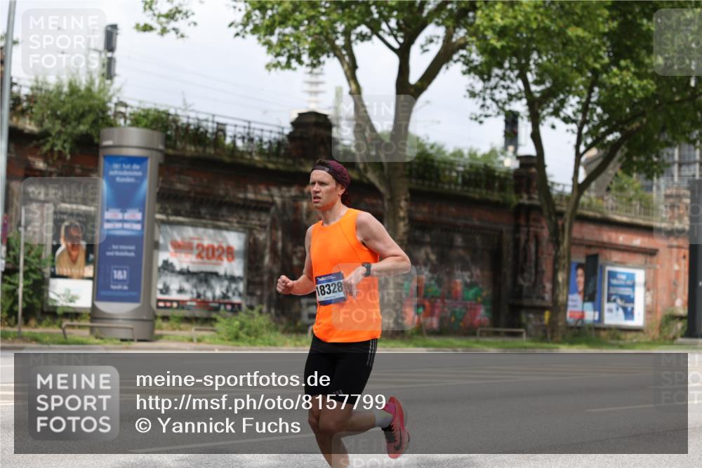 29.06.2025 - hella hamburg halbmarathon Yannick Fuchs http://msf.ph/oto/8157799 29.06.2025 10:18:39 20KM 7834, 7862, 9151, 16169, 17771, 18328, 18930 meine-sportfotos.de