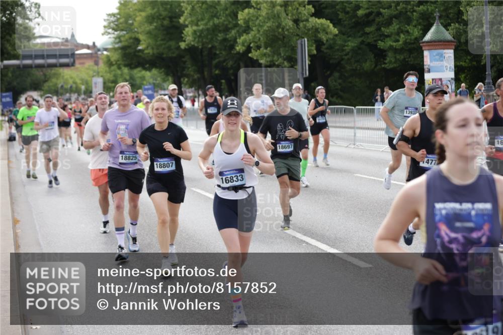 29.06.2025 - hella hamburg halbmarathon Jannik Wohlers http://msf.ph/oto/8157852 29.06.2025 10:18:00 Lombardsbrücke 1234, 1820, 2087, 2335, 2634, 2703, 3125, 3202, 3321, 3482, 4123, 4383, 4710, 4738, 5909, 6332, 6533, 7160, 7454, 8341, 9222, 9586, 9658, 9748, 9834, 10172, 10659, 10687, 10908, 12498, 12541, 12847, 12939, 13193, 13341, 13370, 13933, 14332, 14770, 15393, 16209, 16451, 16828, 16833, 17048, 17283, 17876, 18145, 18677, 18697, 18807, 18825 meine-sportfotos.de