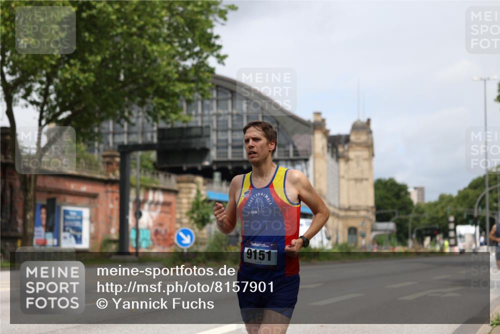29.06.2025 - hella hamburg halbmarathon Yannick Fuchs http://msf.ph/oto/8157901 29.06.2025 10:18:45 20KM 6699, 7834, 9151, 9385, 9447, 16169, 17771, 19078 meine-sportfotos.de