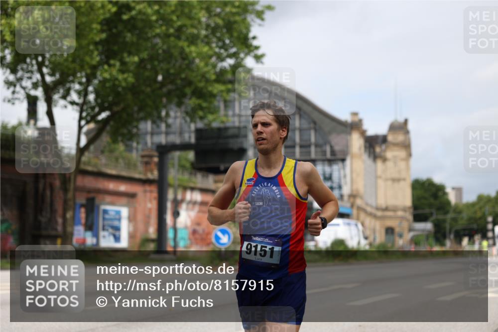 29.06.2025 - hella hamburg halbmarathon Yannick Fuchs http://msf.ph/oto/8157915 29.06.2025 10:18:45 20KM 6699, 7834, 9151, 9385, 9447, 16169, 17771, 19078 meine-sportfotos.de