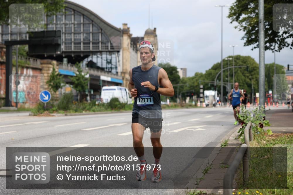 29.06.2025 - hella hamburg halbmarathon Yannick Fuchs http://msf.ph/oto/8157973 29.06.2025 10:18:49 20KM 6699, 7834, 9151, 9385, 9447, 16169, 17771, 19078 meine-sportfotos.de