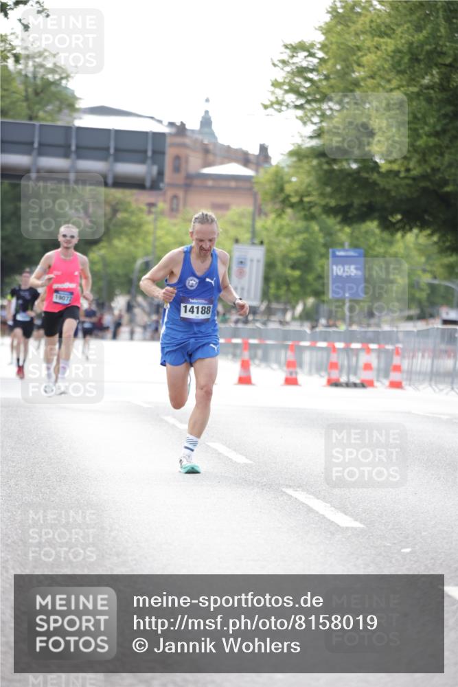 29.06.2025 - hella hamburg halbmarathon Jannik Wohlers http://msf.ph/oto/8158019 29.06.2025 09:38:47 Lombardsbrücke 14188, 16529 meine-sportfotos.de