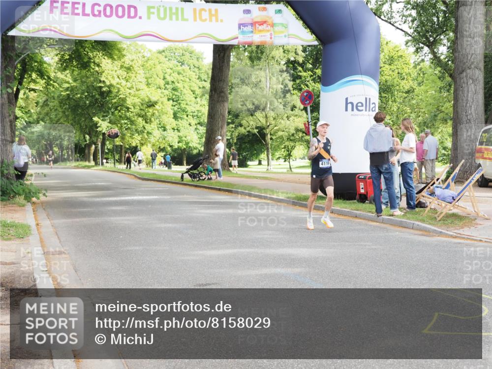 29.06.2025 - hella hamburg halbmarathon MichiJ http://msf.ph/oto/8158029 29.06.2025 10:08:22 Zwischen KM18-KM19 4116 meine-sportfotos.de
