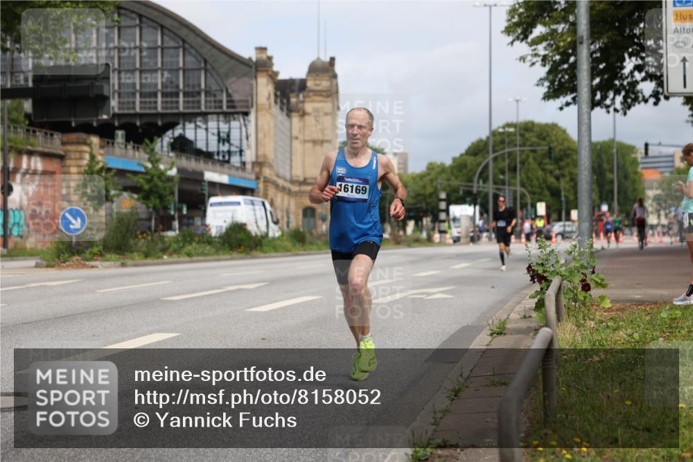 29.06.2025 - hella hamburg halbmarathon Yannick Fuchs http://msf.ph/oto/8158052 29.06.2025 10:18:52 20KM 5301, 6699, 7834, 9385, 9447, 16169, 17771, 19078 meine-sportfotos.de