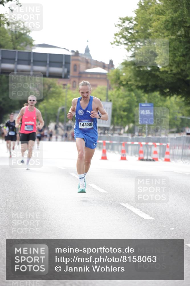 29.06.2025 - hella hamburg halbmarathon Jannik Wohlers http://msf.ph/oto/8158063 29.06.2025 09:38:47 Lombardsbrücke 14188, 16529 meine-sportfotos.de