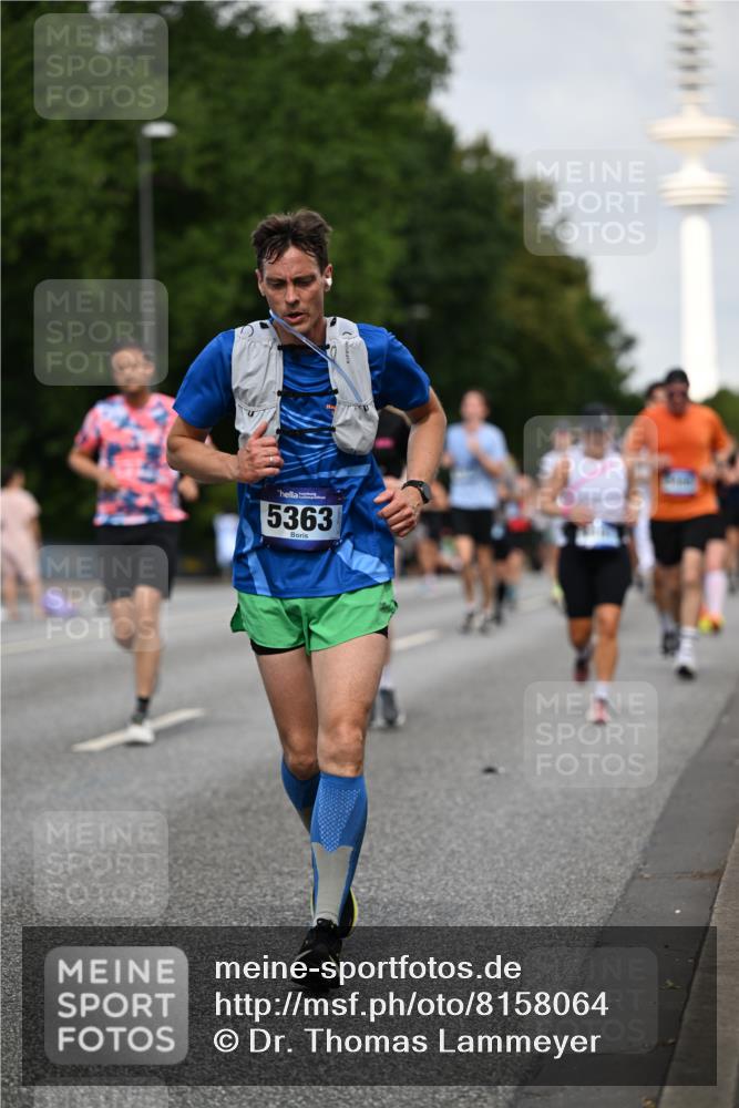29.06.2025 - hella hamburg halbmarathon Dr. Thomas Lammeyer http://msf.ph/oto/8158064 29.06.2025 10:08:20 Kennedybrücke 1032, 1161, 1355, 1367, 1377, 1450, 1674, 2277, 2979, 3413, 3488, 4488, 4951, 5058, 5354, 5363, 5365, 5976, 6142, 6706, 6709, 7485, 8177, 8421, 8422, 8423, 9526, 10756 meine-sportfotos.de