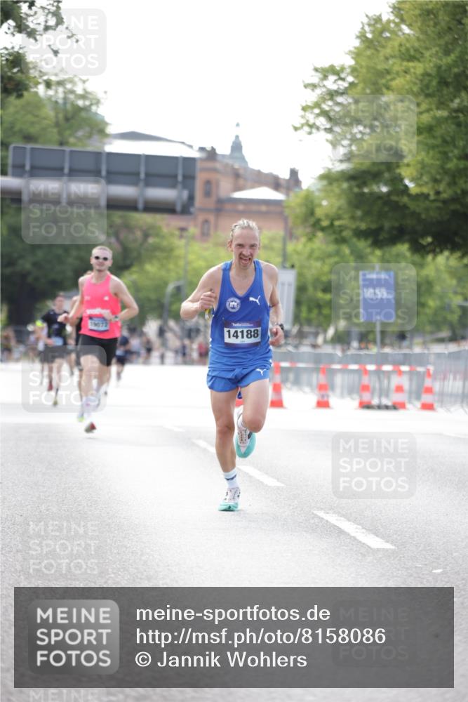 29.06.2025 - hella hamburg halbmarathon Jannik Wohlers http://msf.ph/oto/8158086 29.06.2025 09:38:47 Lombardsbrücke 14188, 16529 meine-sportfotos.de