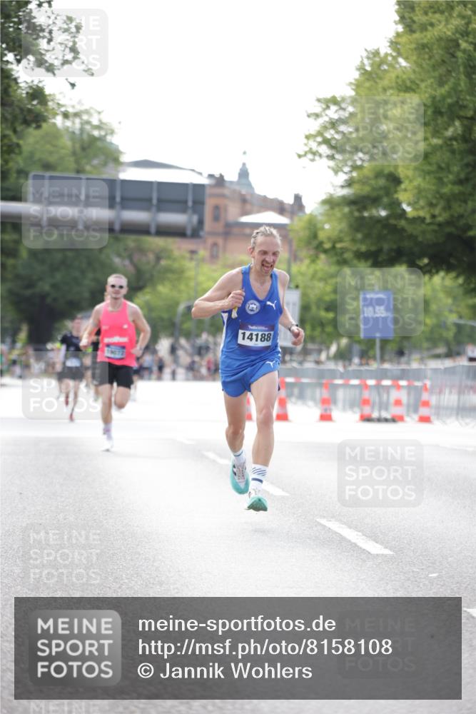 29.06.2025 - hella hamburg halbmarathon Jannik Wohlers http://msf.ph/oto/8158108 29.06.2025 09:38:47 Lombardsbrücke 14188, 16529 meine-sportfotos.de