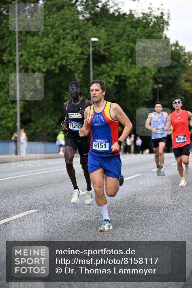 29.06.2025 - hella hamburg halbmarathon Dr. Thomas Lammeyer http://msf.ph/oto/8158117 29.06.2025 09:43:39 Kennedybrücke 5253, 6816, 9151, 9447, 9475 meine-sportfotos.de