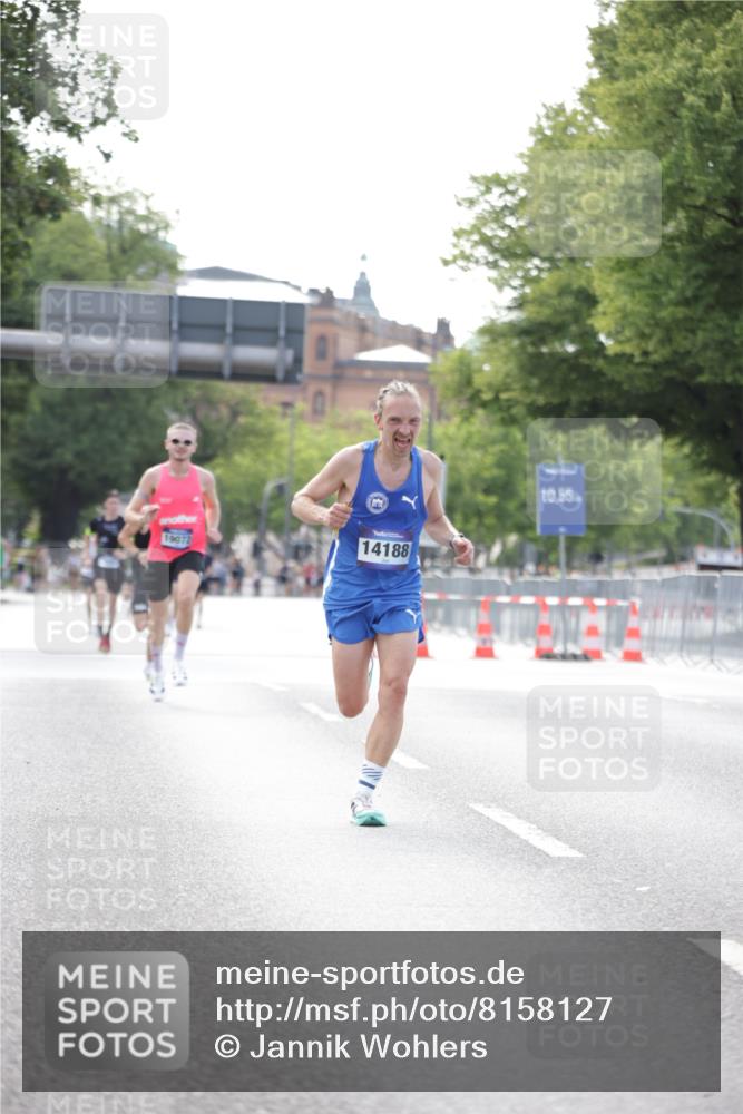 29.06.2025 - hella hamburg halbmarathon Jannik Wohlers http://msf.ph/oto/8158127 29.06.2025 09:38:48 Lombardsbrücke 14188, 16529 meine-sportfotos.de