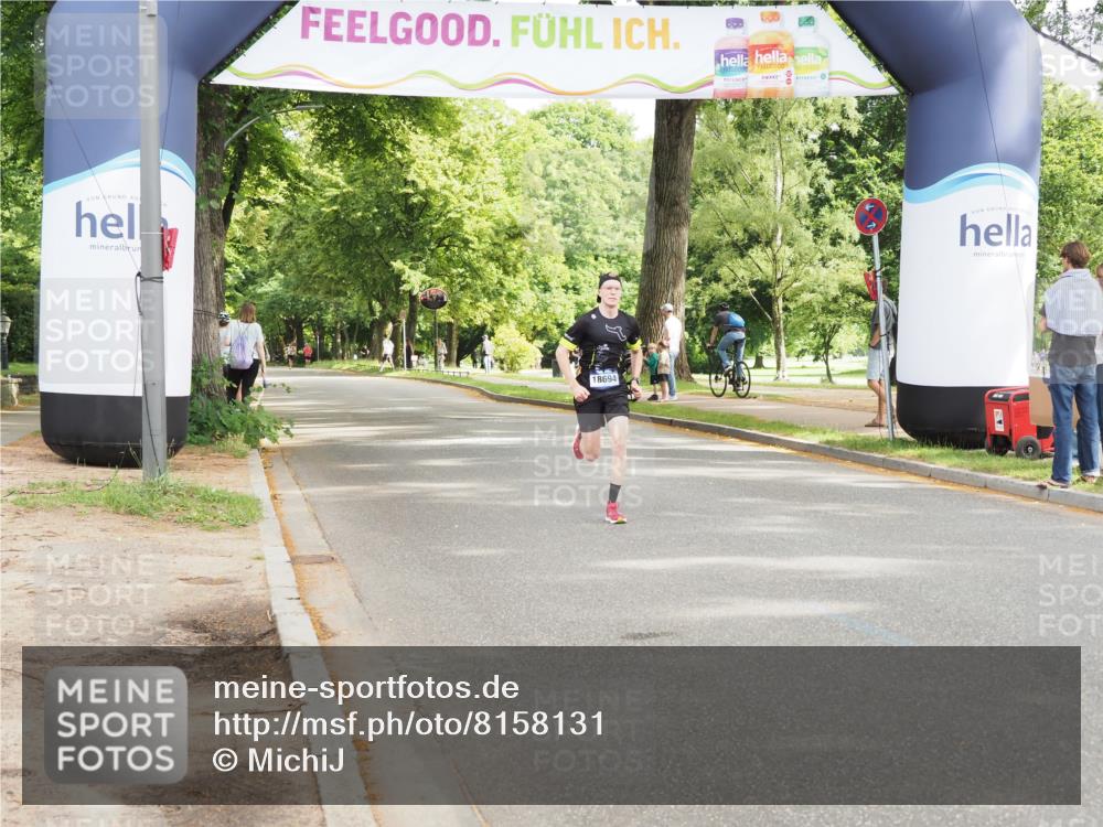 29.06.2025 - hella hamburg halbmarathon MichiJ http://msf.ph/oto/8158131 29.06.2025 10:08:35 Zwischen KM18-KM19 18694 meine-sportfotos.de