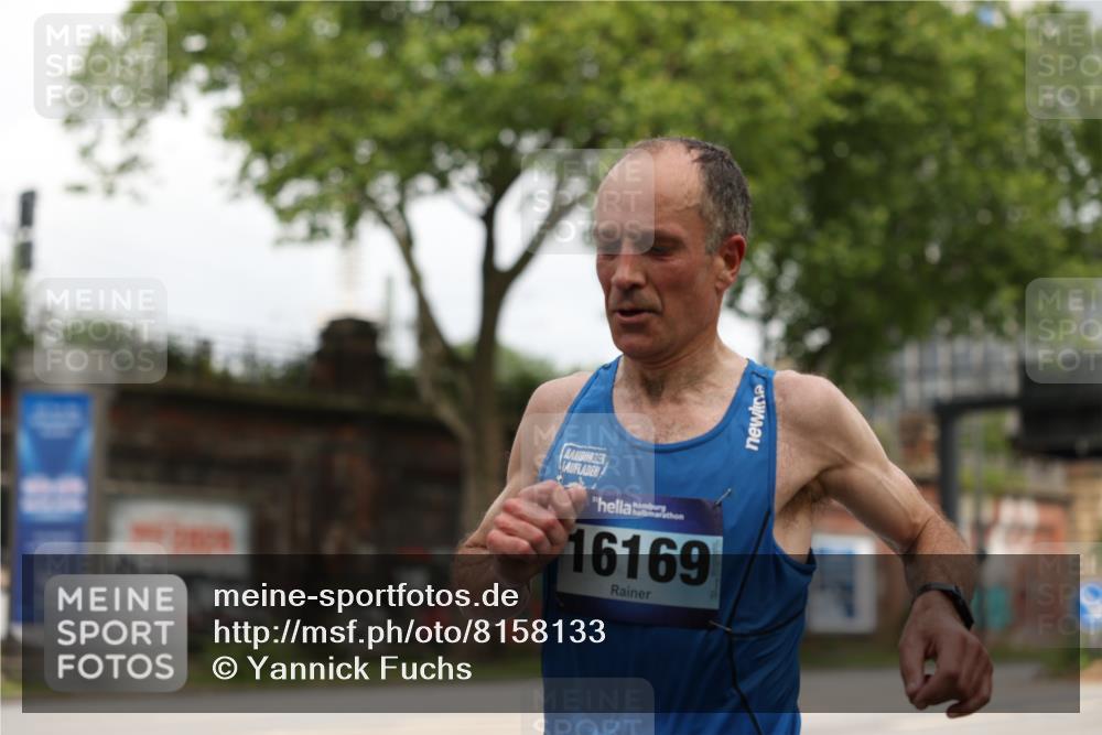 29.06.2025 - hella hamburg halbmarathon Yannick Fuchs http://msf.ph/oto/8158133 29.06.2025 10:18:54 20KM 5301, 6699, 7834, 9385, 9447, 16169, 17771, 19078 meine-sportfotos.de