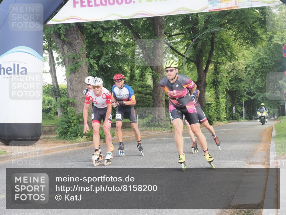 29.06.2025 - hella hamburg halbmarathon KatJ http://msf.ph/oto/8158200 29.06.2025 09:04:24 Zwischen KM18-KM19  meine-sportfotos.de