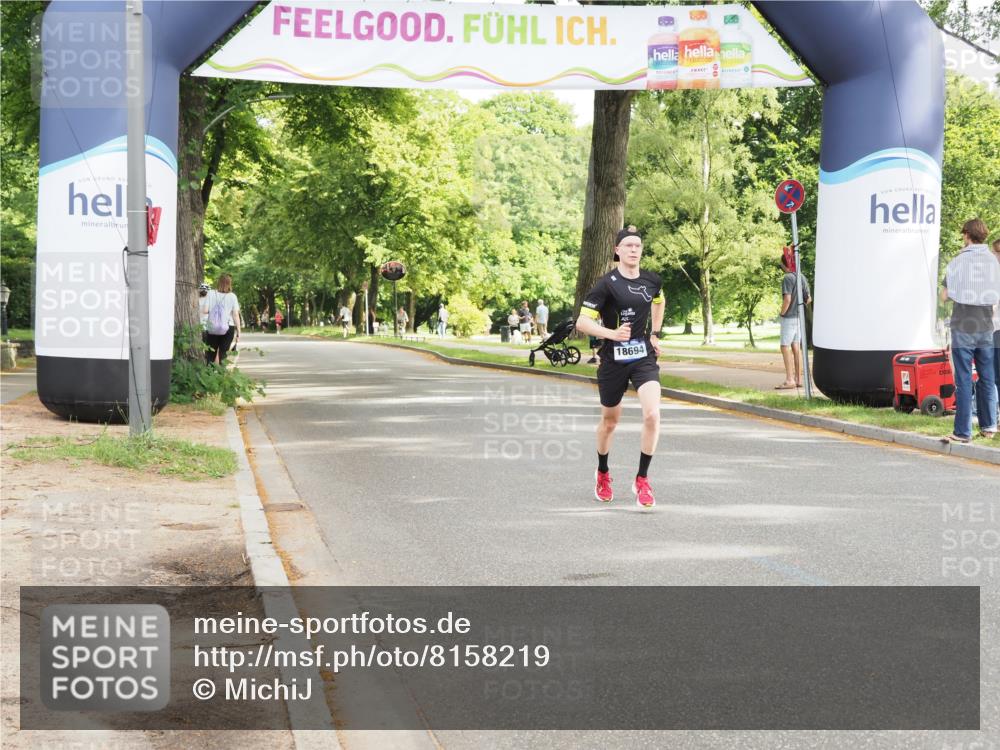 29.06.2025 - hella hamburg halbmarathon MichiJ http://msf.ph/oto/8158219 29.06.2025 10:08:36 Zwischen KM18-KM19 18694 meine-sportfotos.de