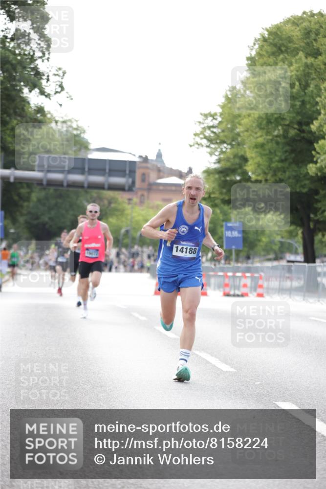 29.06.2025 - hella hamburg halbmarathon Jannik Wohlers http://msf.ph/oto/8158224 29.06.2025 09:38:48 Lombardsbrücke 14188, 16529 meine-sportfotos.de