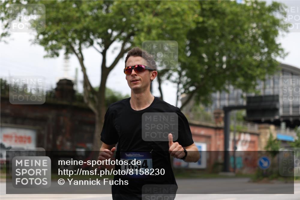 29.06.2025 - hella hamburg halbmarathon Yannick Fuchs http://msf.ph/oto/8158230 29.06.2025 10:18:59 20KM 5301, 6699, 7834, 7963, 9385, 9447, 10780, 13440, 19078 meine-sportfotos.de