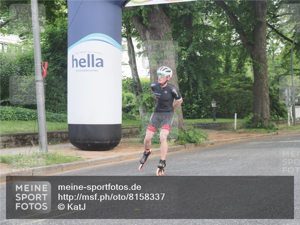 29.06.2025 - hella hamburg halbmarathon KatJ http://msf.ph/oto/8158337 29.06.2025 09:04:35 Zwischen KM18-KM19  meine-sportfotos.de